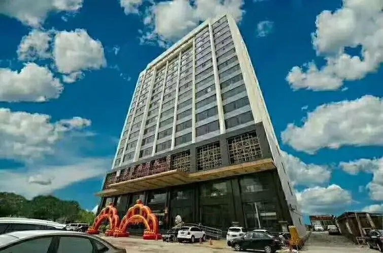 &#19975;&#35937;&#22478;&#20307;&#32946;&#45;&#19975;&#35937;&#22478;&#65288;&#20013;&#22269;&#65289;&#20844;&#21496;