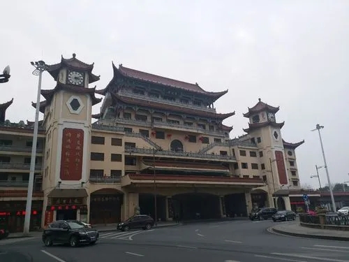 &#19975;&#35937;&#22478;&#20307;&#32946;&#45;&#19975;&#35937;&#22478;&#65288;&#20013;&#22269;&#65289;&#20844;&#21496;
