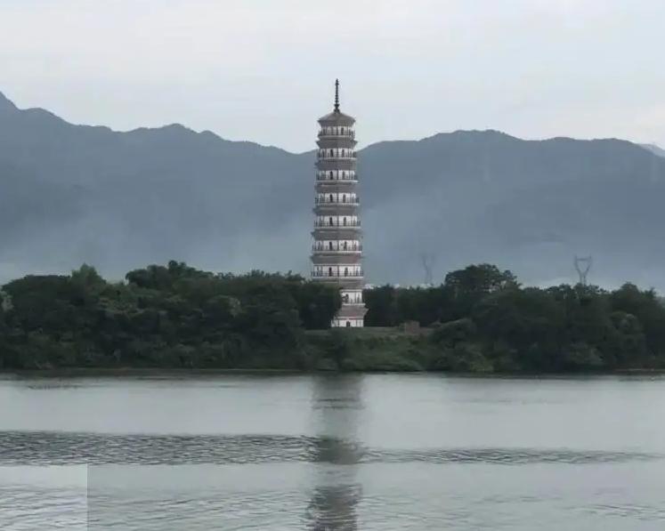 &#19975;&#35937;&#22478;&#20307;&#32946;&#45;&#19975;&#35937;&#22478;&#65288;&#20013;&#22269;&#65289;&#20844;&#21496;