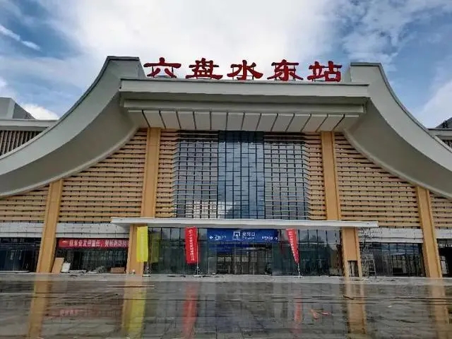 &#19975;&#35937;&#22478;&#20307;&#32946;&#45;&#19975;&#35937;&#22478;&#65288;&#20013;&#22269;&#65289;&#20844;&#21496;