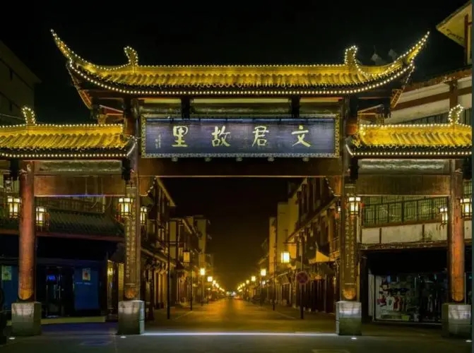 &#19975;&#35937;&#22478;&#20307;&#32946;&#45;&#19975;&#35937;&#22478;&#65288;&#20013;&#22269;&#65289;&#20844;&#21496;