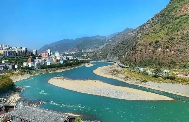 &#19975;&#35937;&#22478;&#20307;&#32946;&#45;&#19975;&#35937;&#22478;&#65288;&#20013;&#22269;&#65289;&#20844;&#21496;