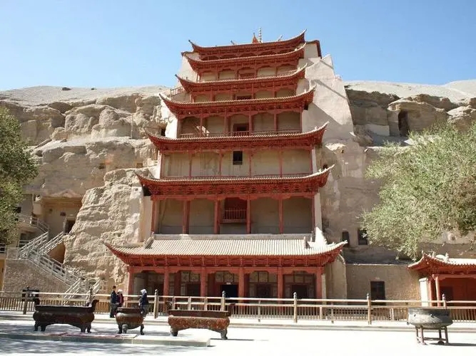 &#19975;&#35937;&#22478;&#20307;&#32946;&#45;&#19975;&#35937;&#22478;&#65288;&#20013;&#22269;&#65289;&#20844;&#21496;