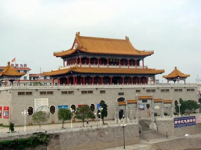 &#19975;&#35937;&#22478;&#20307;&#32946;&#45;&#19975;&#35937;&#22478;&#65288;&#20013;&#22269;&#65289;&#20844;&#21496;